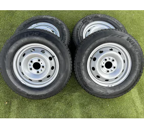5x118 15" Fiat,Citroen,Peugeot gyári lemezfelni 215/70 R15C téli gumikkal alapértelmezett kép