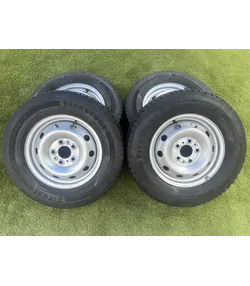 5x118 15"Fiat,Citroen,Peugeot gyári lemezfelni 215/70 R15C téli gumikkal 1