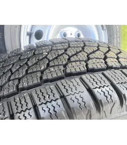 5x118 15"Fiat,Citroen,Peugeot gyári lemezfelni 215/70 R15C téli gumikkal 4