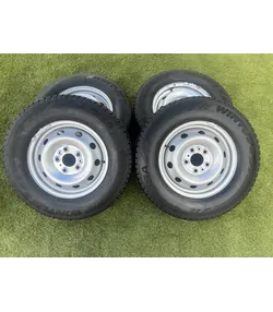 5x118 15"Fiat,Citroen,Peugeot gyári lemezfelni 215/70 R15C téli gumikkal 1