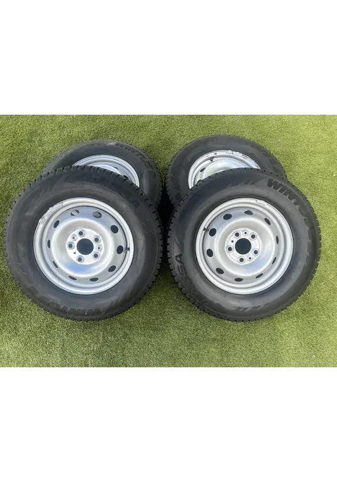 5x118 15"Fiat,Citroen,Peugeot gyári lemezfelni 215/70 R15C téli gumikkal