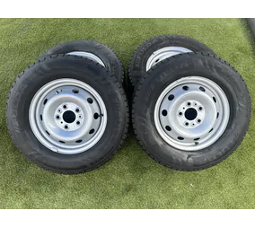 5x118 15" Fiat,Citroen,Peugeot gyári lemezfelni 215/70 R15C téli gumikkal alapértelmezett kép