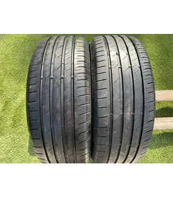 215/60 R16 Toyo Tires Proxes Comfort nyári gumi 6mm 1