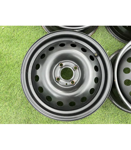 4x100 15" Renault gyári lemezfelni 5,5Jx15h2 ET50 2