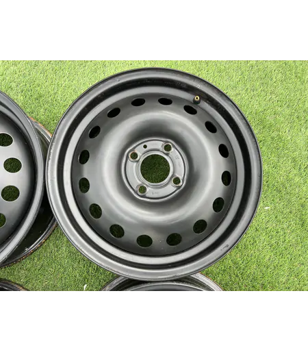 4x100 15" Renault gyári lemezfelni 5,5Jx15h2 ET50 4