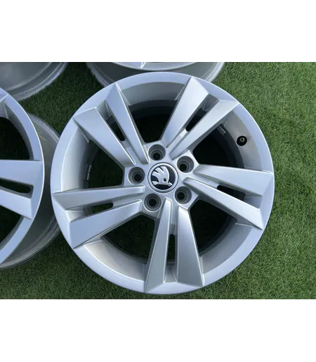 5x100 15" Skoda gyári alufelni 6Jx15h2 ET38 3