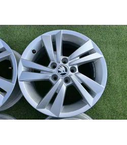 5x100 15" Skoda gyári alufelni 6Jx15h2 ET38 4