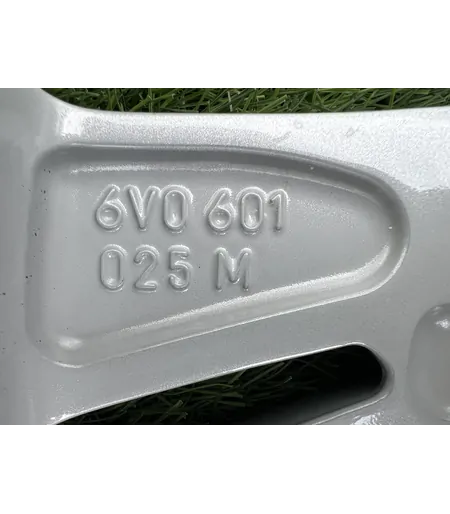 5x100 15" Skoda gyári alufelni 6Jx15h2 ET38 7