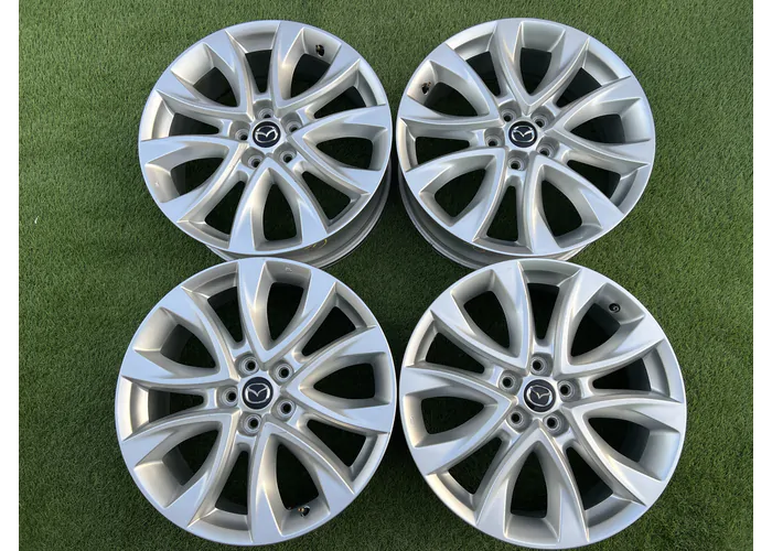 5x114.3 19" Mazda gyári alufelni 7Jx19h2 ET50 alapértelmezett kép