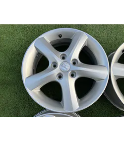 5x114.3 16" Suzuki SX4 gyári alufelni 6Jx16h2 ET50 5