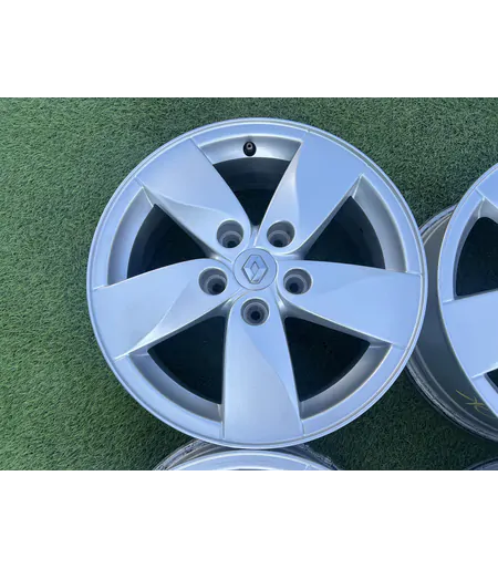 5x114.3 16" Renault gyári alufelni 6,5Jx16h2 ET47 4
