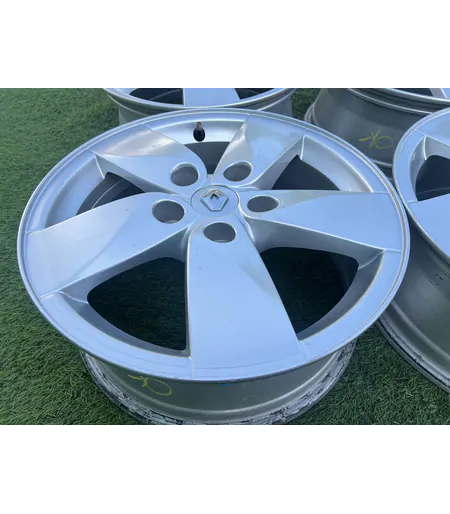 5x114.3 16" Renault gyári alufelni 6,5Jx16h2 ET47 6
