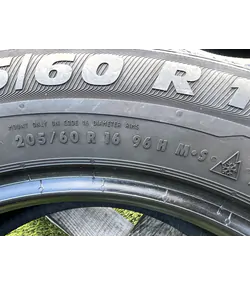 205/60 R16 Semperit Master Grip 2 téli gumi 6mm 6