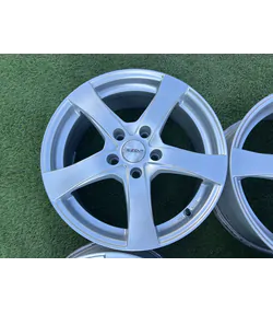 5x114.3 17" Dezent alufelni 7Jx17h2 ET48 5