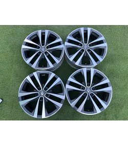 5x114.3 18" Renault gyári alufelni + TPMS szenzor 7Jx18h2 ET35 1