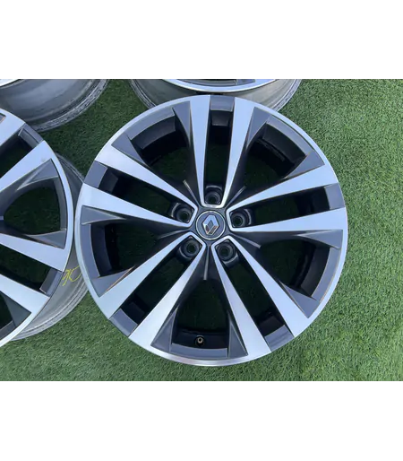 5x114.3 18" Renault gyári alufelni + TPMS szenzor 7Jx18h2 ET35 3
