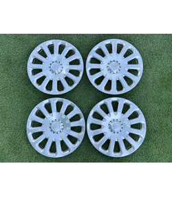 Ford gyári 15" dísztárcsa 1