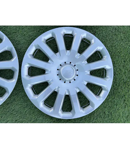 Ford gyári 15" dísztárcsa 3