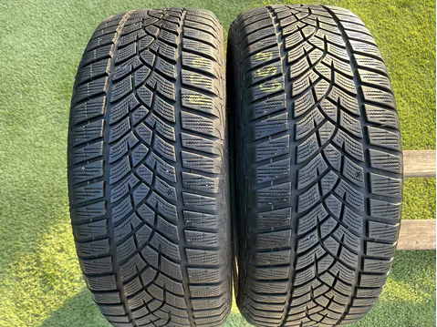 215/55 R17 Goodyear Ultra Grip Performance téli gumi 7mm