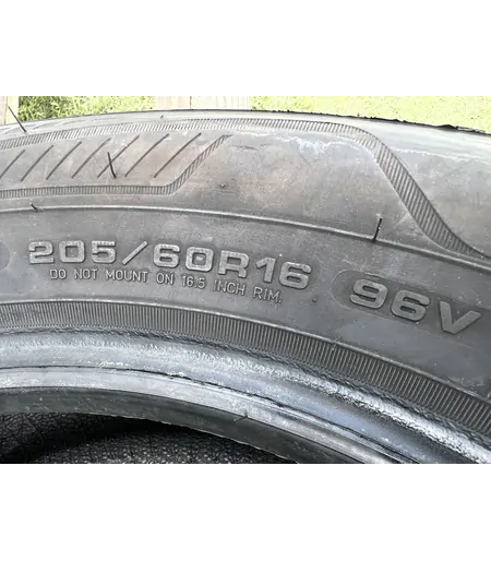 205/60 R16 Goodyear Vector 4 seaons négyévszakos gumi 5,5mm - Mobil Gumis 5