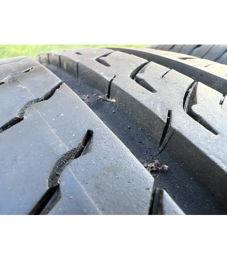 245/40 R18 Barum Bravuris 5 nyári gumi 7-8mm 4