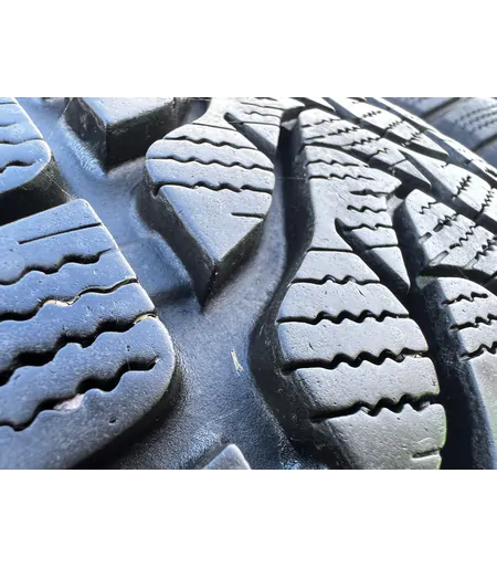 195/60 R15 Lassa Snoways 3 téli gumi 5,5-7mm 4