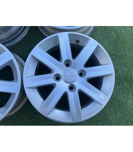 4x114.3 15" Mitsubishi gyári alufelni 6Jx15h2 ET46 3