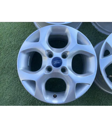 4x108 15" Ford gyári alufelni 6Jx15h2 ET47,5 2