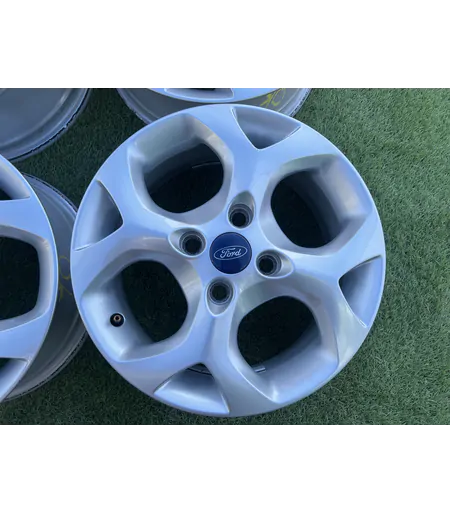 4x108 15" Ford gyári alufelni 6Jx15h2 ET47,5 3