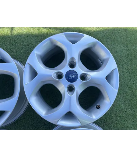 4x108 15" Ford gyári alufelni 6Jx15h2 ET47,5 4