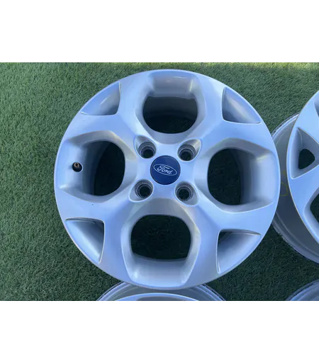 4x108 15" Ford gyári alufelni 6Jx15h2 ET47,5 5