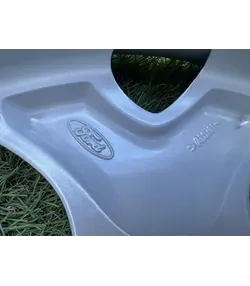 4x108 15" Ford gyári alufelni 6Jx15h2 ET47,5 8
