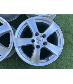 5x114.3 16" Dezent alufelni 6,5Jx16h2 ET45 3