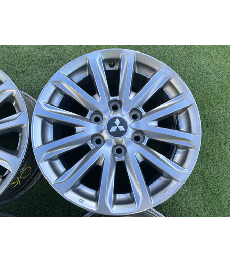 6x139.7 17" Mitsubishi L200 gyári alufelni 7,5Jx17h2 ET38 4