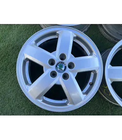 5x100 15" Skoda gyári alufelni 6Jx15h2 ET38 2