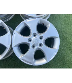 5x114.3 16" Kia gyári alufelni 6Jx16h2 ET51 2