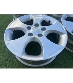 5x114.3 16" Kia gyári alufelni 6Jx16h2 ET51 5