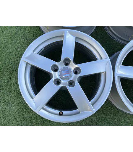 5x112 16" Seat gyári alufelni 6,5Jx16h2 ET35 2