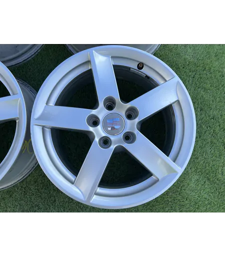 5x112 16" Seat gyári alufelni 6,5Jx16h2 ET35 3