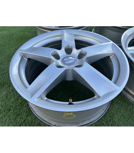 5x112 16" Seat gyári alufelni 6,5Jx16h2 ET35 6