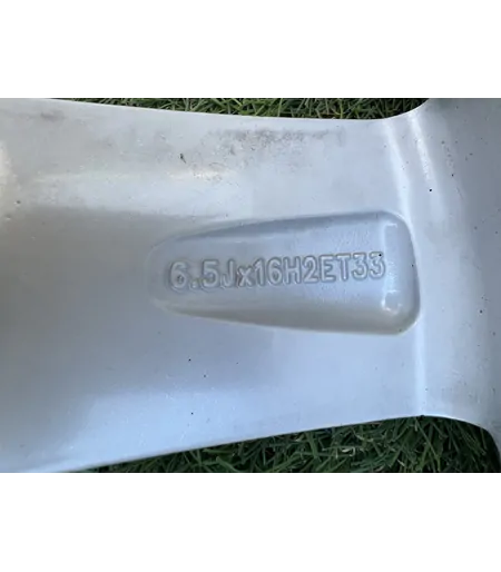 5x112 16" Seat gyári alufelni 6,5Jx16h2 ET35 8