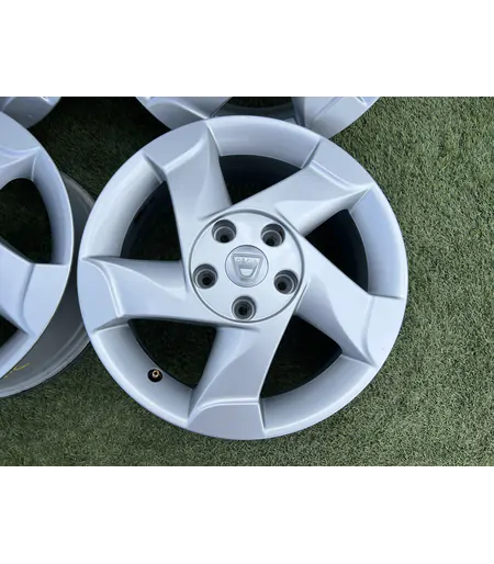 5x114.3 16" Dacia Duster gyári alufelni 6,5Jx16h2 ET50 - Mobil Gumis 4