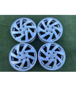 4x100 14" Mitsubishi Space Star gyári alufelni 4,5Jx14h2 ET46 1