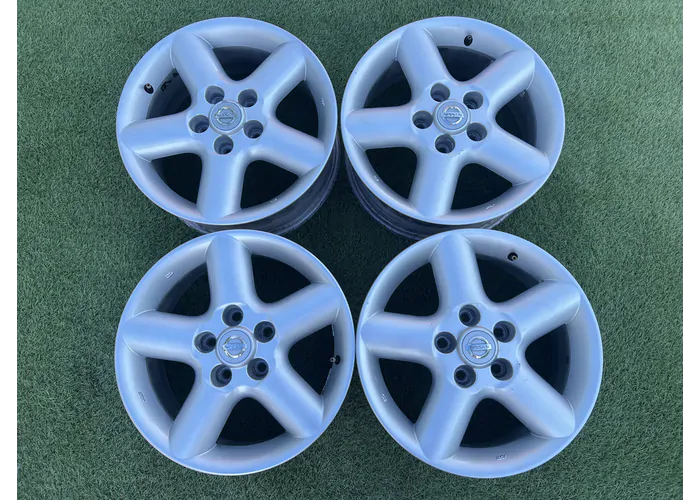 5x114.3 16" Nissan gyári alufelni 6,5Jx16h2 ET40 alapértelmezett kép