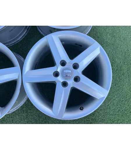 5x112 16" Seat gyári alufelni 6,5Jx16h2 ET50 3