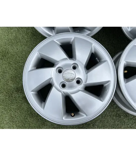 4x100 15" Kia Picanto gyári alufelni 5,5Jx15h2 ET46 - Mobil Gumis 3