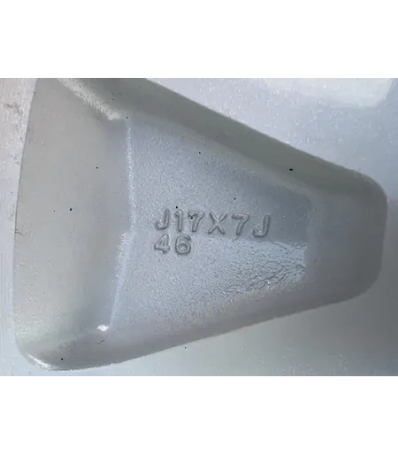 5x114.3 17" Mitsubishi gyári alufelni 7Jx17h2 ET46 - Mobil Gumis 8