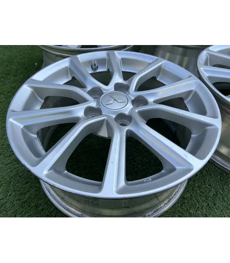 5x114.3 16" Mitsubishi gyári alufelni +TPMS szenzor 6,5Jx16h2 ET46 6