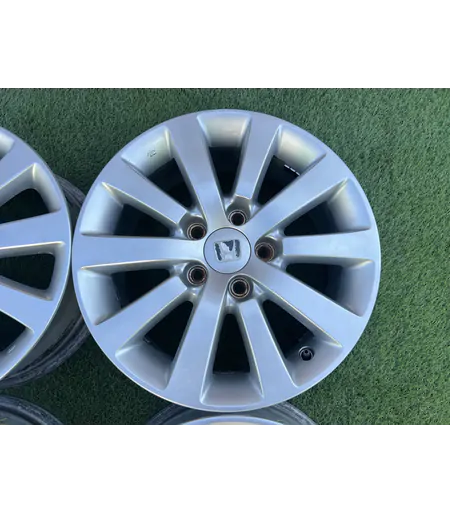 5x114.3 16" Honda gyári alufelni 6,5Jx16h2 ET45 4