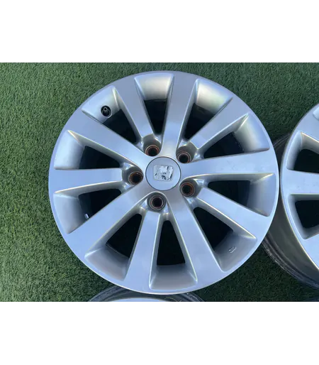 5x114.3 16" Honda gyári alufelni 6,5Jx16h2 ET45 5
